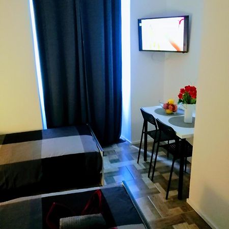 Zpula Center Studio Apartments Esterno foto