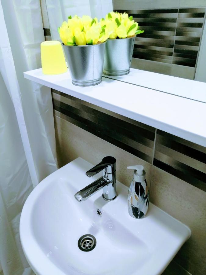 Zpula Center Studio Apartments Esterno foto