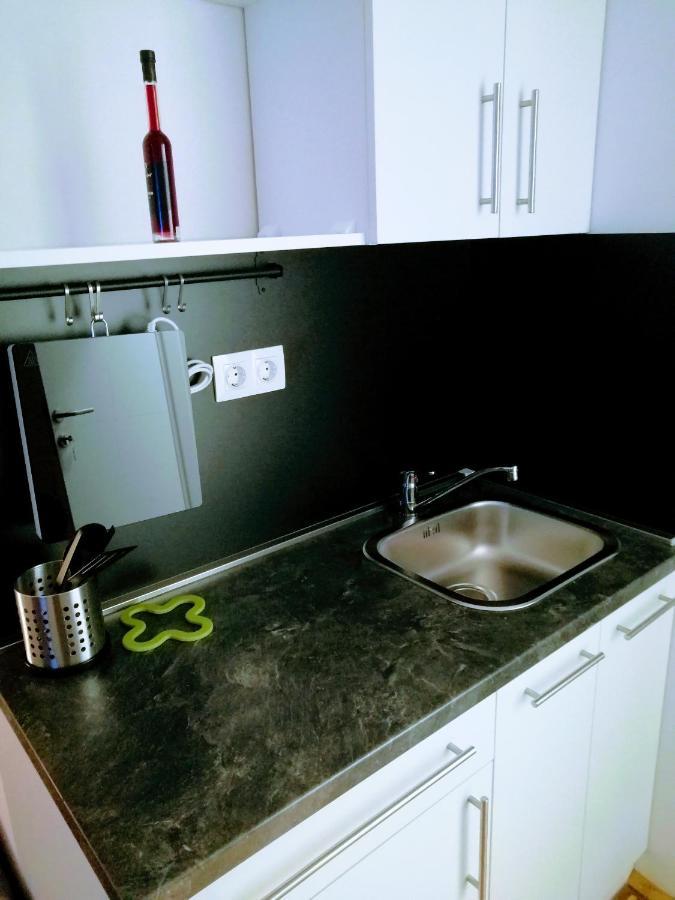 Zpula Center Studio Apartments Esterno foto