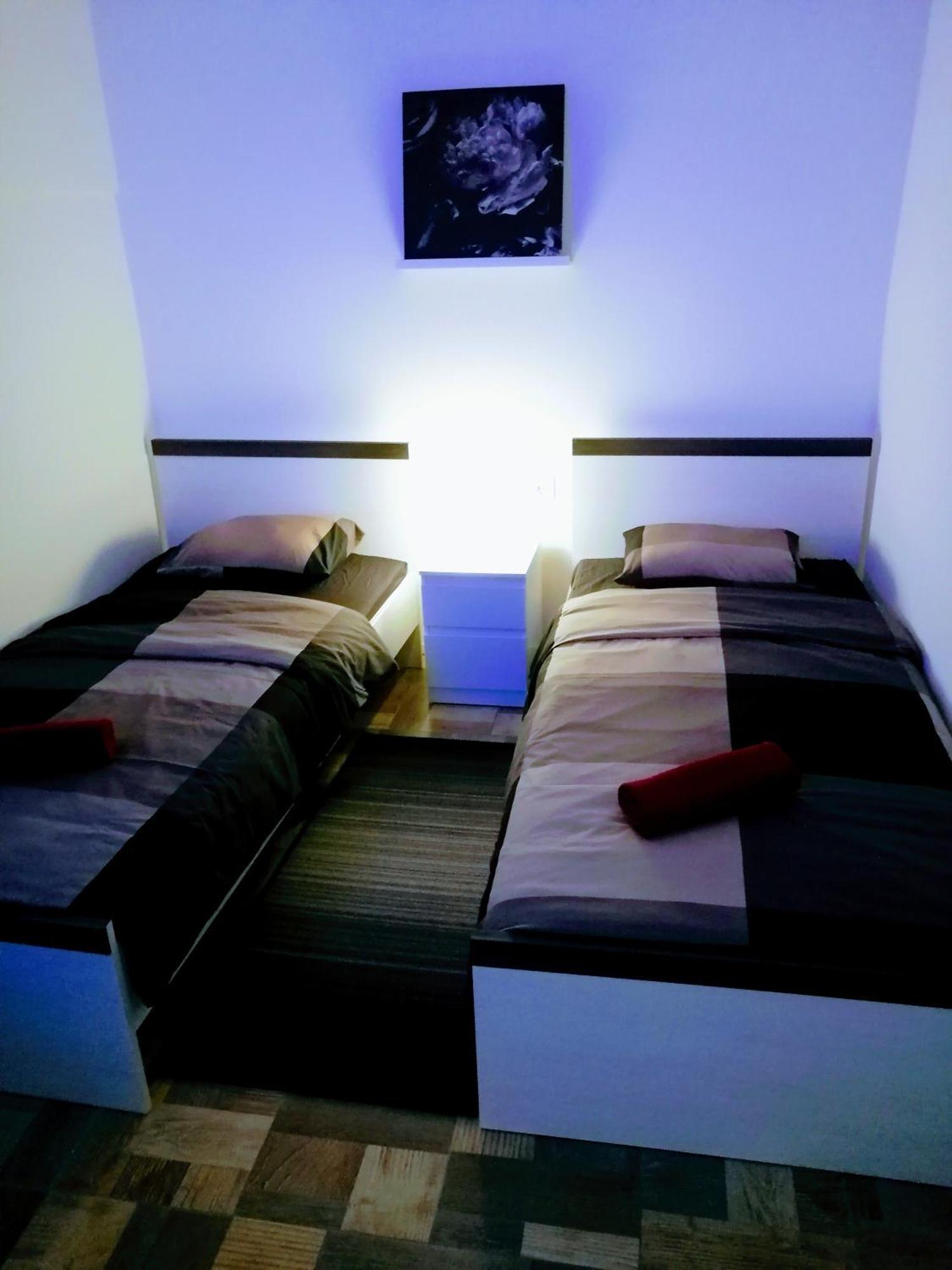 Zpula Center Studio Apartments Esterno foto